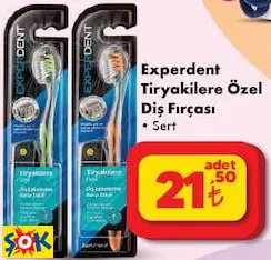 EXPERDENT TİRYAKİLERE ÖZEL DİŞ FIRÇASI
